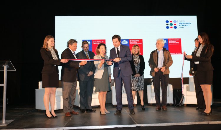 Subsecretario de Hacienda, Francisco Moreno, inaugura la “Expo Mercado Público 2018″