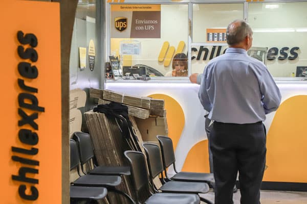 Nuevas medidas del Gobierno permiten a emprendedores hacer envíos por courier