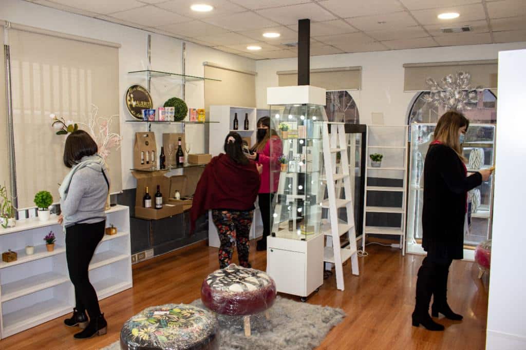 Comunidad Mujeres Emprendedoras inaugura nuevo Mercado Emprendedoras “Concept Store”