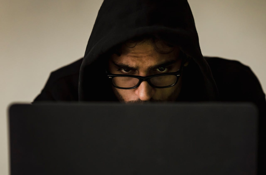  ¿Y si la solución al fraude bancario no estuviera en tribunales, sino en la IA híbrida? 