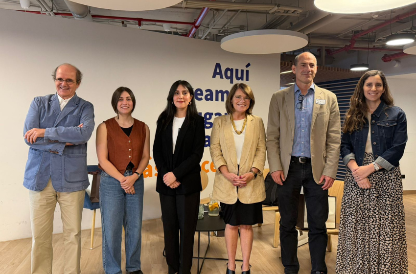 Expertos debaten sobre empleo formal, productividad y capital humano en conversatorio de Buk