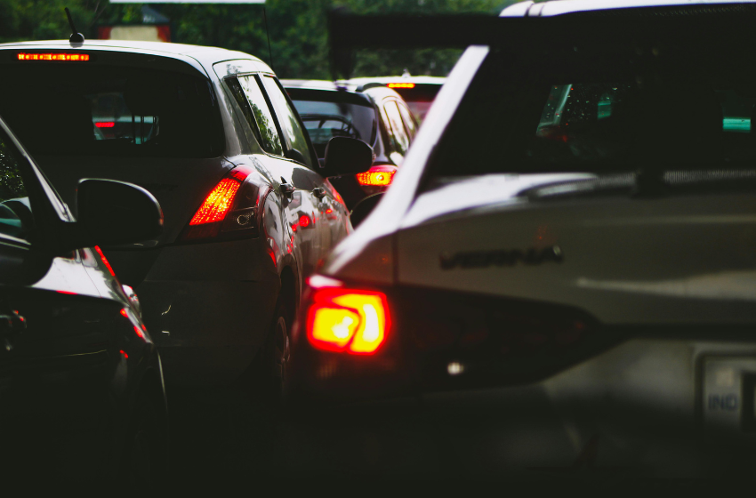 Congestión vehicular en Santiago provocó la pérdida de 5 días y 5 horas en 2025