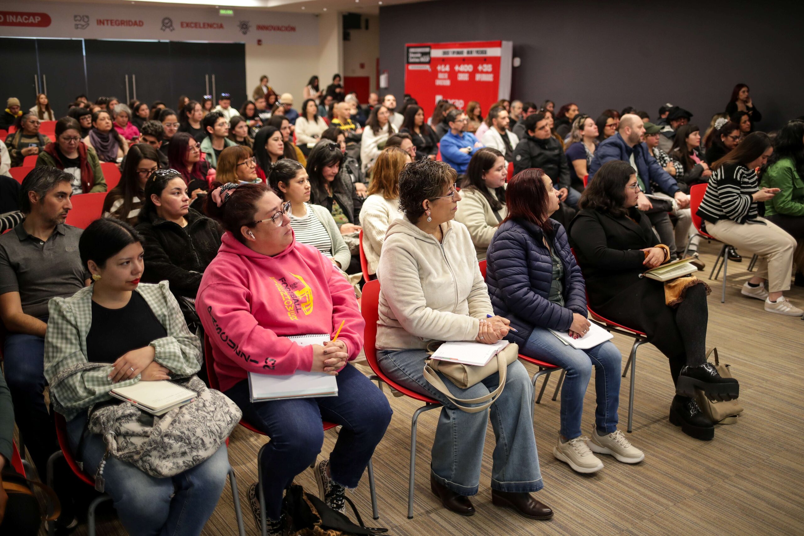 Emprendedores de Puente Alto en jornada Nada Nos Detiene 2026