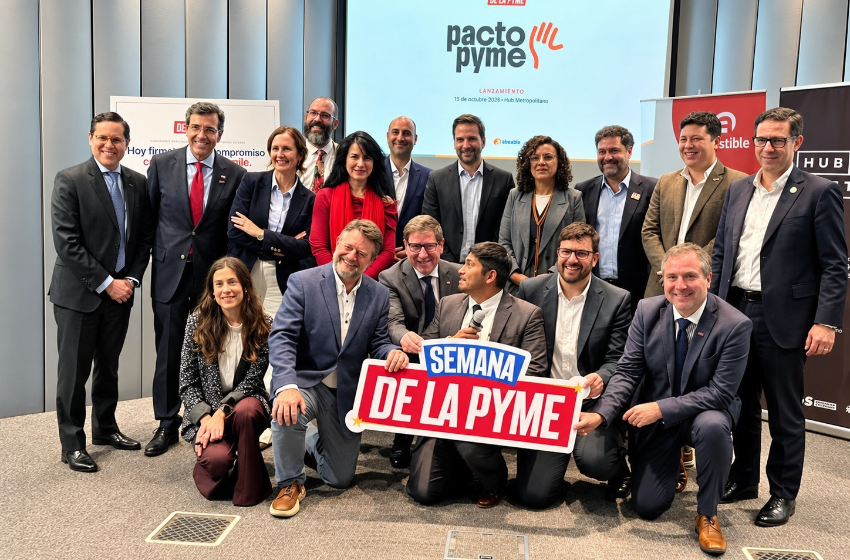Ministerio de Economía firma alianza para impulsar la capacitación a 150 mil Pymes en IA y tecnologías digitales